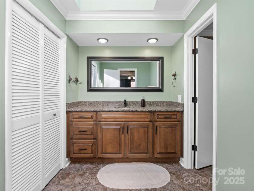 156 Deer Run Road, Canton, NC 28716.  MLS# CAR4204174, YatesRealty ID 2563. 