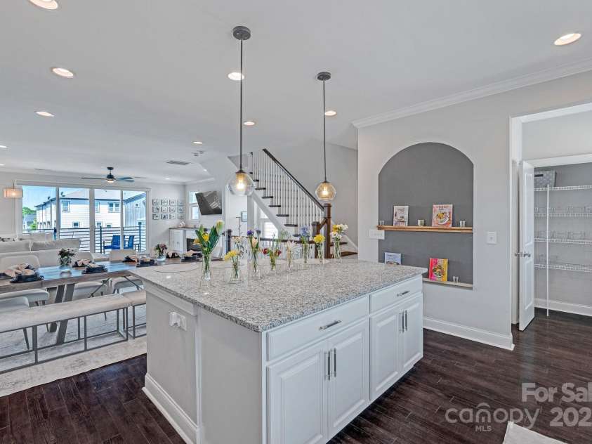 2551 Statesville Avenue, Charlotte, NC 28206.  MLS# CAR4318721, YatesRealty ID 2563. 