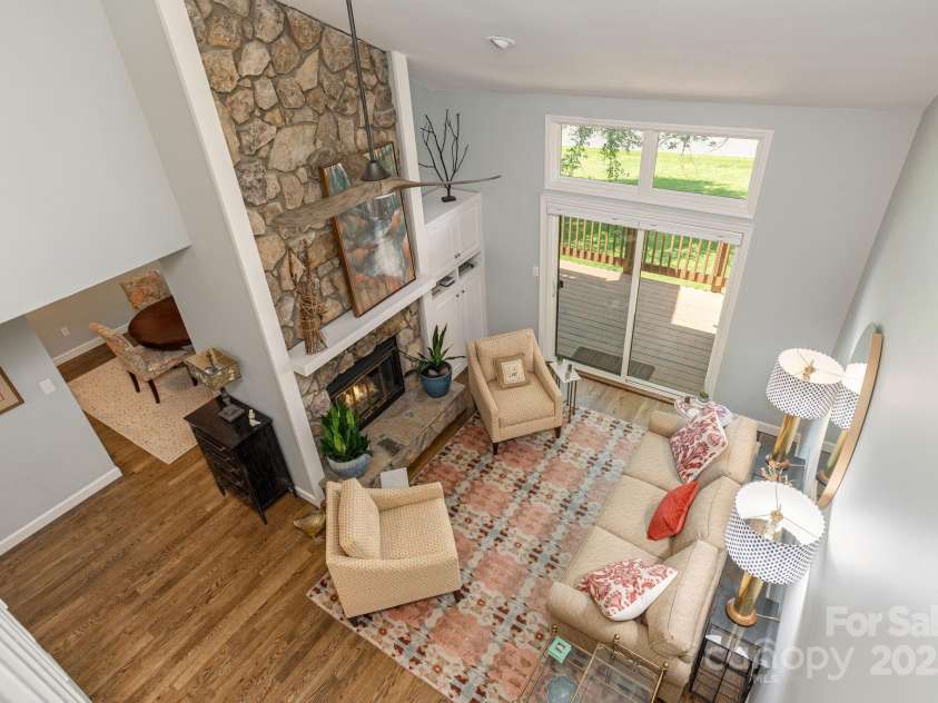 52 Quail Run Circle, Brevard, NC 28712.  MLS# CAR4274057, YatesRealty ID 25630. 
