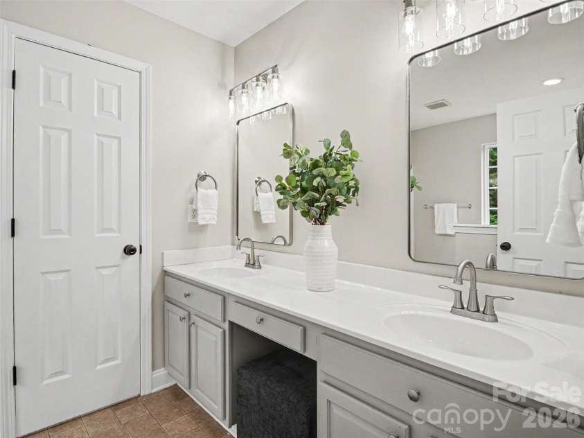 2715 Thornburg Court, Monroe, NC 28110.  MLS# CAR4381195, YatesRealty ID 25631. 