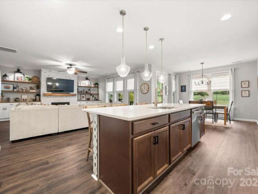 9530 Hightower Oak Street, Huntersville, NC 28078.  MLS# CAR4258516, YatesRealty ID 25631. 