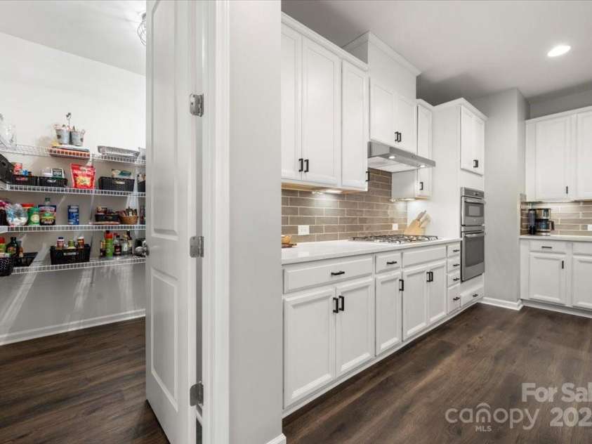 9530 Hightower Oak Street, Huntersville, NC 28078.  MLS# CAR4258516, YatesRealty ID 25631. 