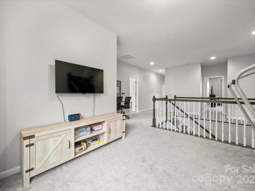 9530 Hightower Oak Street, Huntersville, NC 28078.  MLS# CAR4258516, YatesRealty ID 25631. 