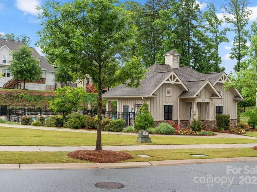 9530 Hightower Oak Street, Huntersville, NC 28078.  MLS# CAR4258516, YatesRealty ID 25631. 