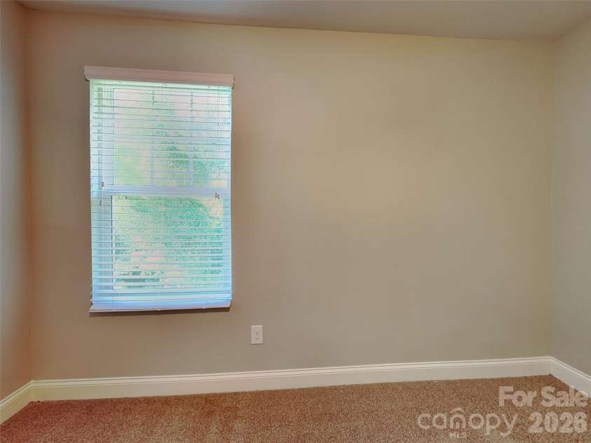 14923 Boudins Lane, Charlotte, NC 28278.  MLS# CAR4385413, YatesRealty ID 25633. 