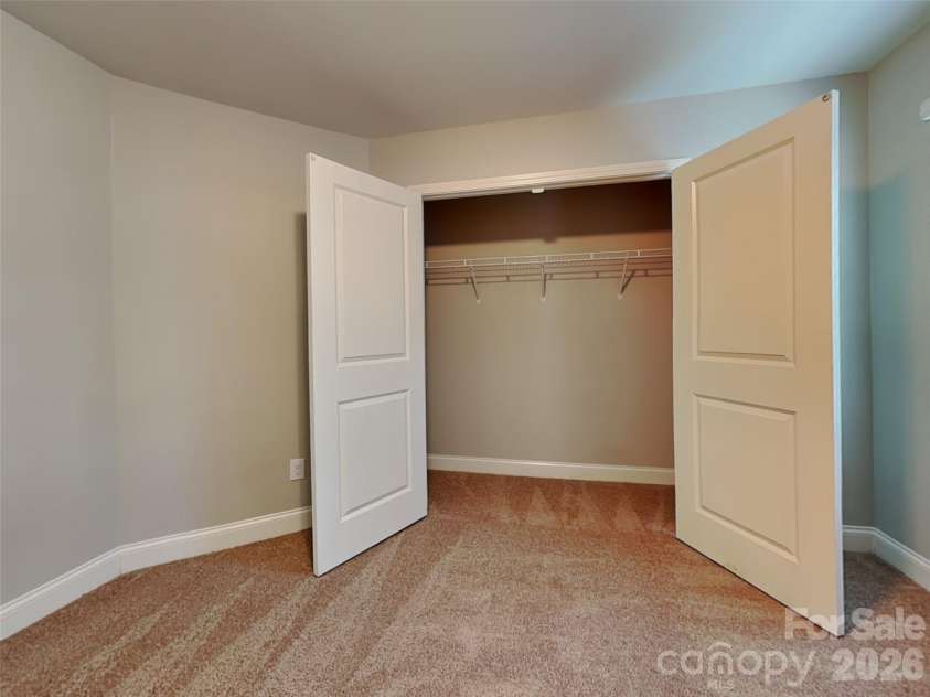 14923 Boudins Lane, Charlotte, NC 28278.  MLS# CAR4385413, YatesRealty ID 25633. 