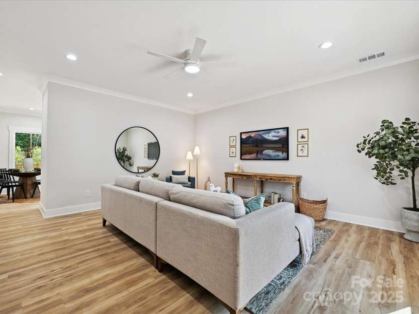 286 Old Pinckney Road, York, SC 29745.  MLS# CAR4274533, YatesRealty ID 25635. 