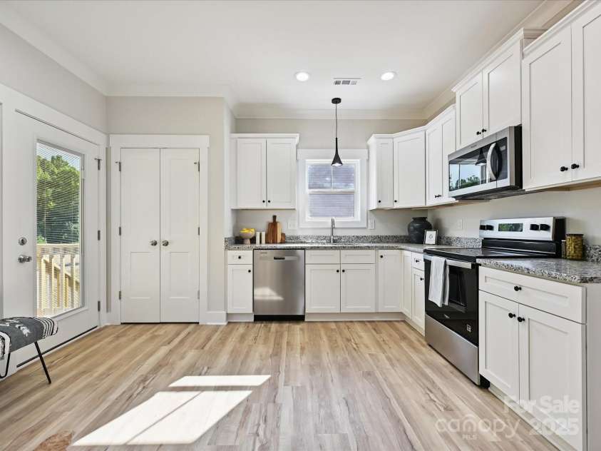 286 Old Pinckney Road, York, SC 29745.  MLS# CAR4274533, YatesRealty ID 25635. 