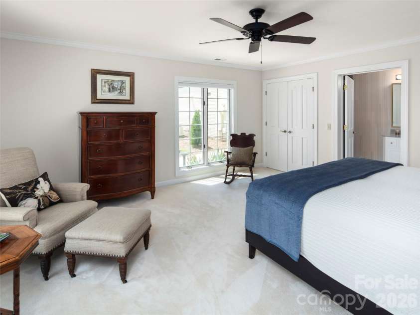 813 Rickel Drive, Hendersonville, NC 28739.  MLS# CAR4382404, YatesRealty ID 25636. 