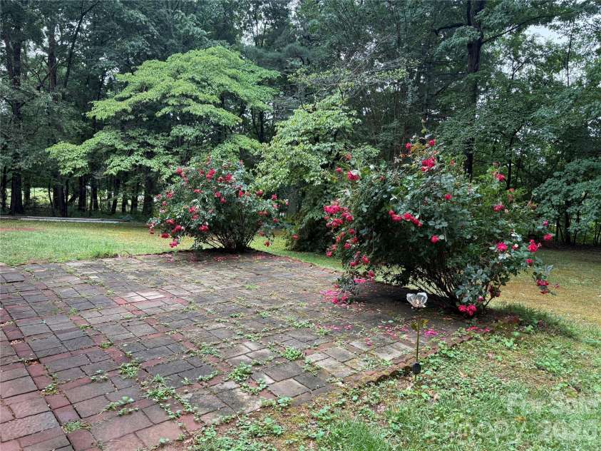 580 Legion Road, Lenoir, NC 28645.  MLS# CAR4385750, YatesRealty ID 25639. 