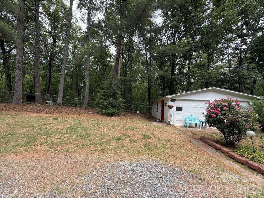 580 Legion Road, Lenoir, NC 28645.  MLS# CAR4385750, YatesRealty ID 25639. 