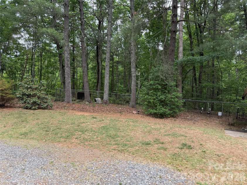 580 Legion Road, Lenoir, NC 28645.  MLS# CAR4385750, YatesRealty ID 25639. 