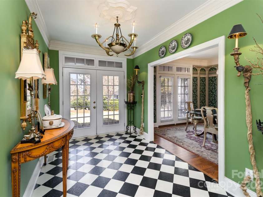 2968 Robinwood Road, Gastonia, NC 28054.  MLS# CAR4223522, YatesRealty ID 2564. 