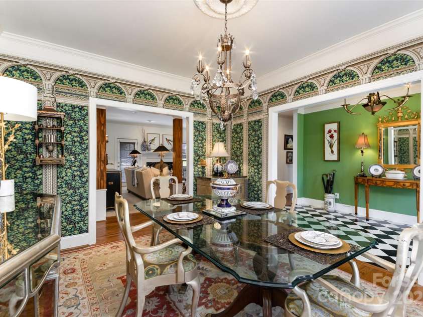 2968 Robinwood Road, Gastonia, NC 28054.  MLS# CAR4223522, YatesRealty ID 2564. 