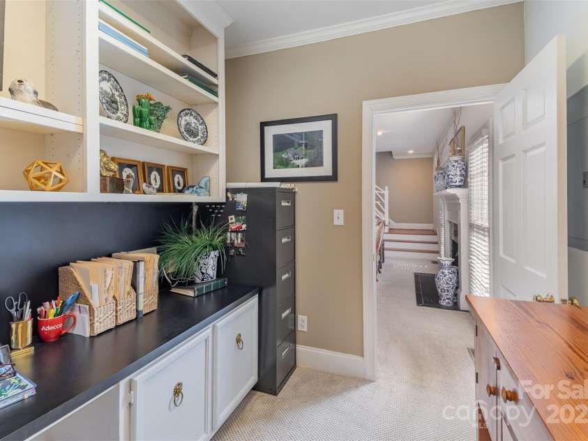 2968 Robinwood Road, Gastonia, NC 28054.  MLS# CAR4223522, YatesRealty ID 2564. 