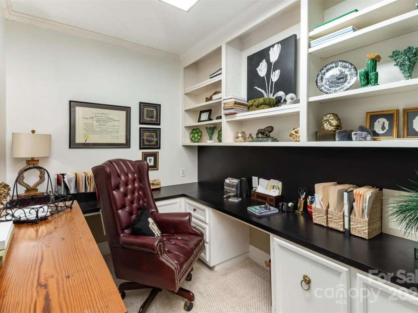 2968 Robinwood Road, Gastonia, NC 28054.  MLS# CAR4223522, YatesRealty ID 2564. 