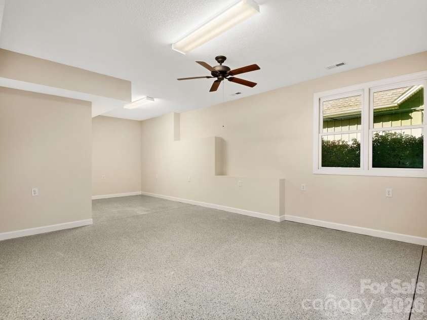 54 Deep Valley Lane, Hendersonville, NC 28791.  MLS# CAR4304196, YatesRealty ID 2564. 3rd Bedroom