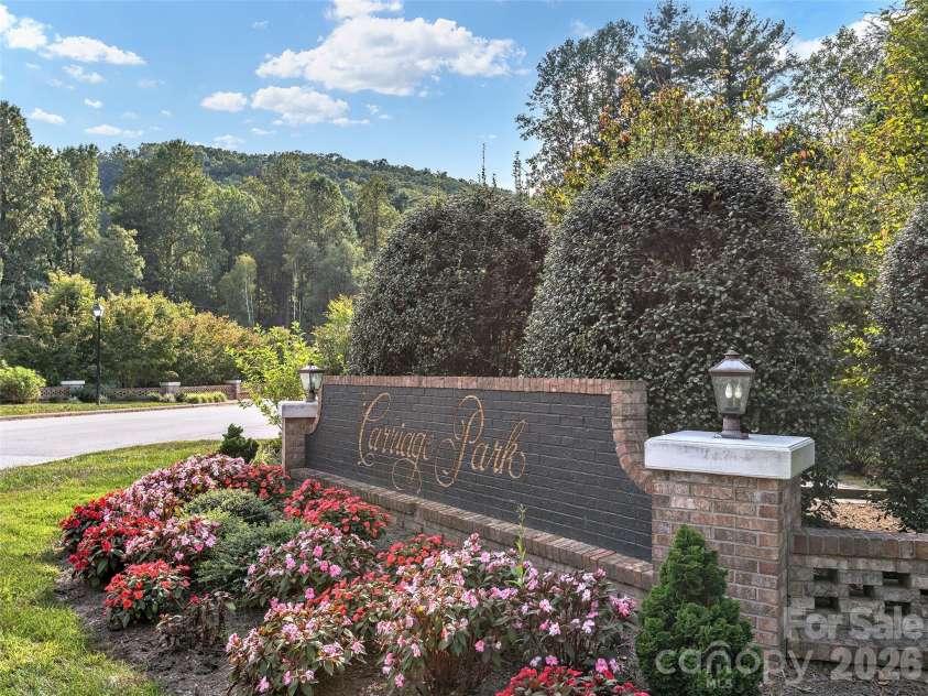 54 Deep Valley Lane, Hendersonville, NC 28791.  MLS# CAR4304196, YatesRealty ID 2564. Carriage Park