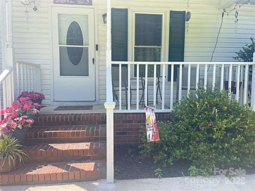 2174 Eastview Road, Rock Hill, SC 29732.  MLS# CAR4273630, YatesRealty ID 25640. 