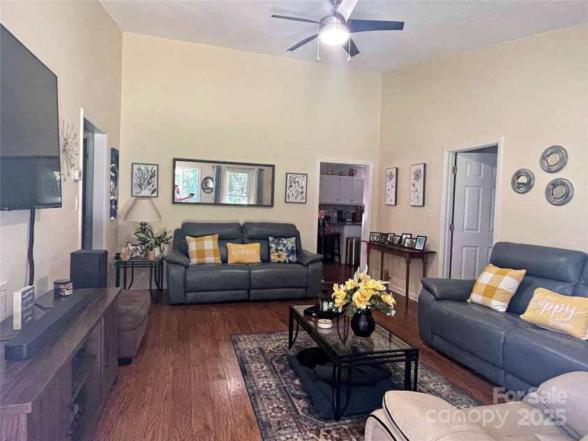 2174 Eastview Road, Rock Hill, SC 29732.  MLS# CAR4273630, YatesRealty ID 25640. 