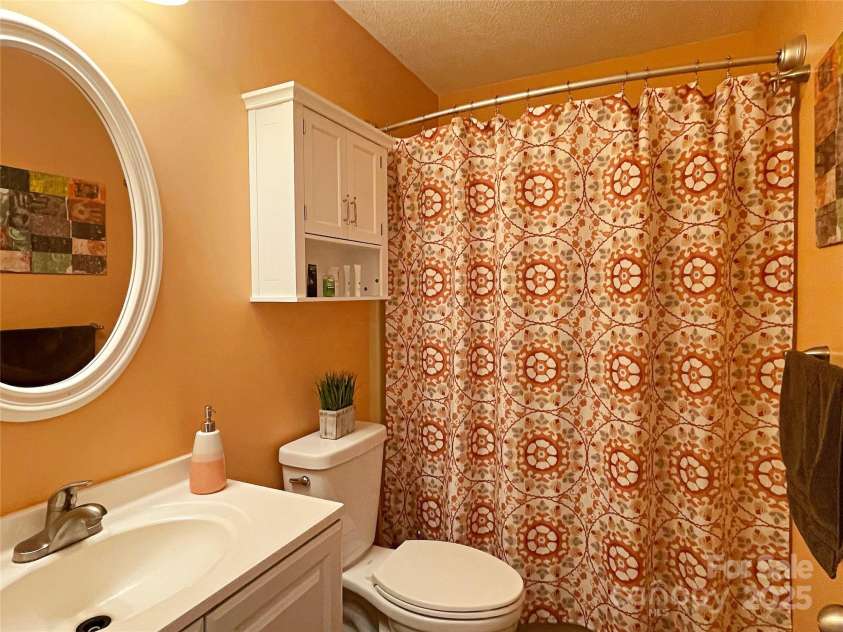 2174 Eastview Road, Rock Hill, SC 29732.  MLS# CAR4273630, YatesRealty ID 25640. 