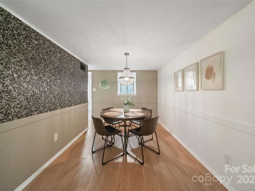 3737 Winding Creek Lane, Charlotte, NC 28226.  MLS# CAR4266288, YatesRealty ID 25641. 