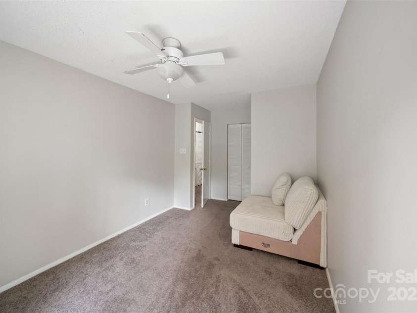 3737 Winding Creek Lane, Charlotte, NC 28226.  MLS# CAR4266288, YatesRealty ID 25641. 