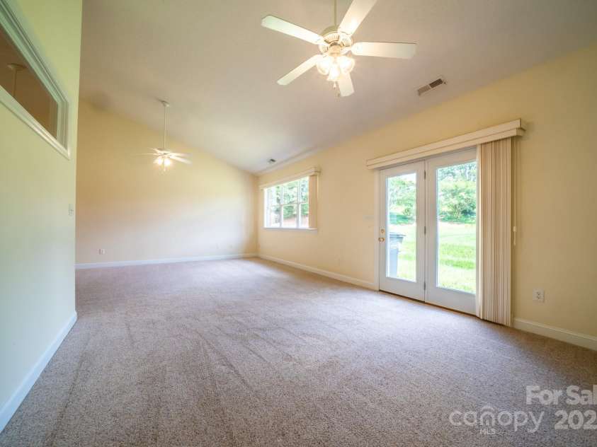 6241 Orchid Court, Denver, NC 28037.  MLS# CAR4277359, YatesRealty ID 25643. 