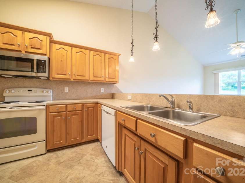 6241 Orchid Court, Denver, NC 28037.  MLS# CAR4277359, YatesRealty ID 25643. 