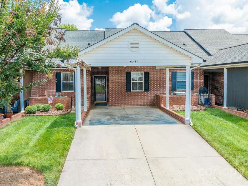 6241 Orchid Court, Denver, NC 28037.  MLS# CAR4277359, YatesRealty ID 25643. 