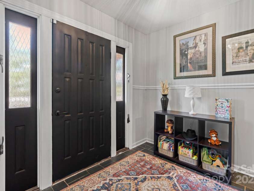 1560 Lafayette Avenue, Hudson, NC 28638.  MLS# CAR4277922, YatesRealty ID 25644. 