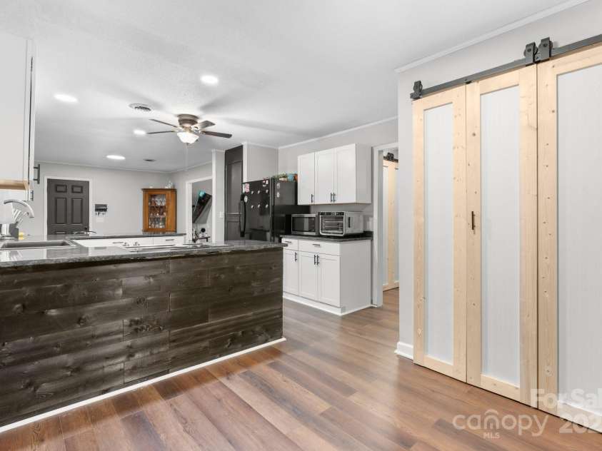 1560 Lafayette Avenue, Hudson, NC 28638.  MLS# CAR4277922, YatesRealty ID 25644. 