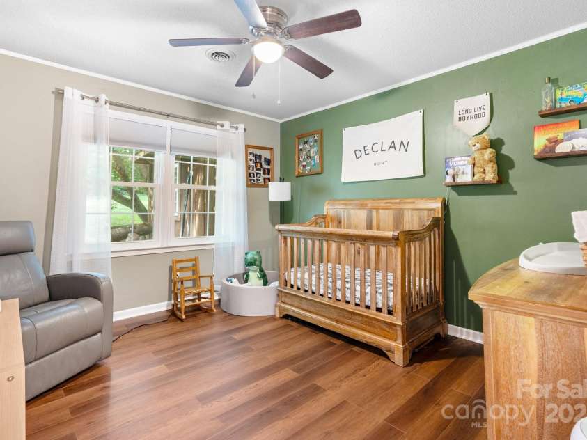 1560 Lafayette Avenue, Hudson, NC 28638.  MLS# CAR4277922, YatesRealty ID 25644. 