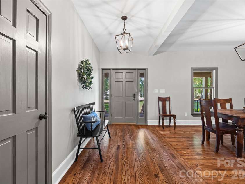 16105 Langston Drive, Charlotte, NC 28278.  MLS# CAR4383819, YatesRealty ID 25644. 