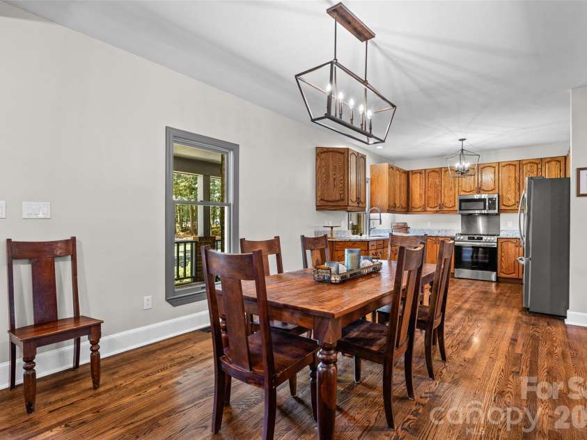 16105 Langston Drive, Charlotte, NC 28278.  MLS# CAR4383819, YatesRealty ID 25644. 