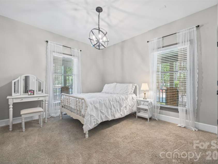 16105 Langston Drive, Charlotte, NC 28278.  MLS# CAR4383819, YatesRealty ID 25644. 