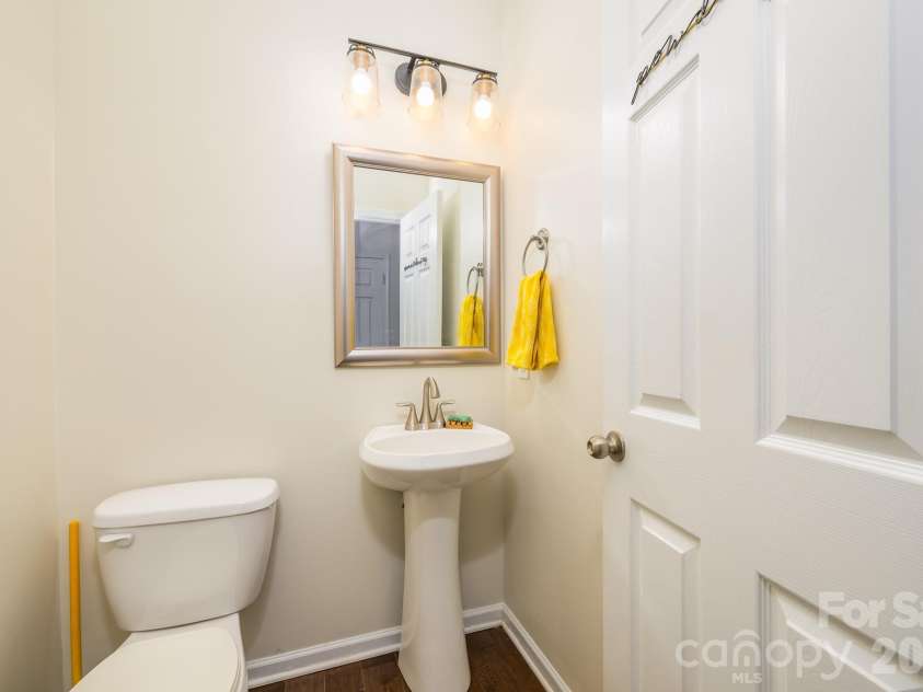 10732 Trolley Run Drive, Cornelius, NC 28031.  MLS# CAR4385507, YatesRealty ID 25645. 