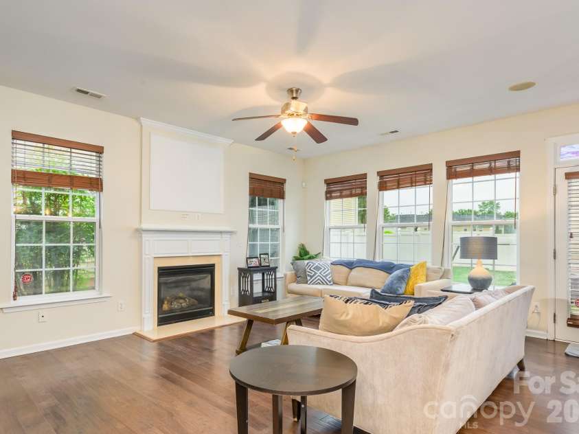 10732 Trolley Run Drive, Cornelius, NC 28031.  MLS# CAR4385507, YatesRealty ID 25645. 
