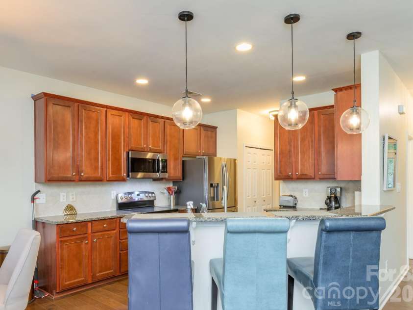 10732 Trolley Run Drive, Cornelius, NC 28031.  MLS# CAR4385507, YatesRealty ID 25645. 