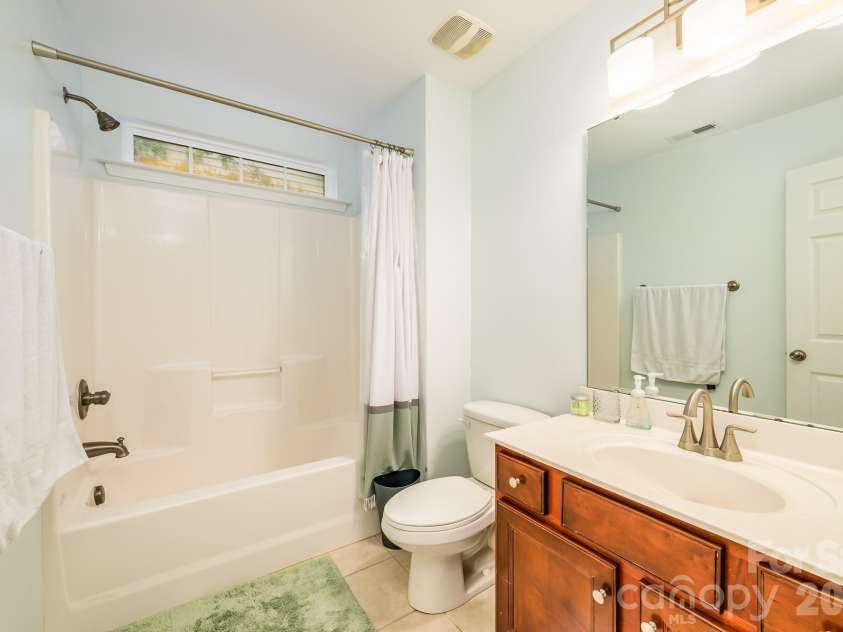 10732 Trolley Run Drive, Cornelius, NC 28031.  MLS# CAR4385507, YatesRealty ID 25645. 