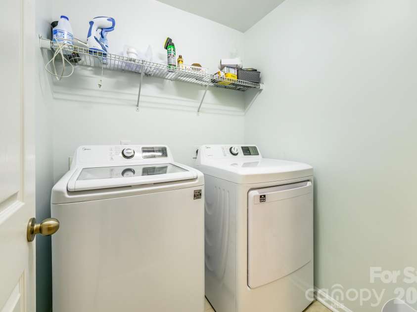 10732 Trolley Run Drive, Cornelius, NC 28031.  MLS# CAR4385507, YatesRealty ID 25645. 