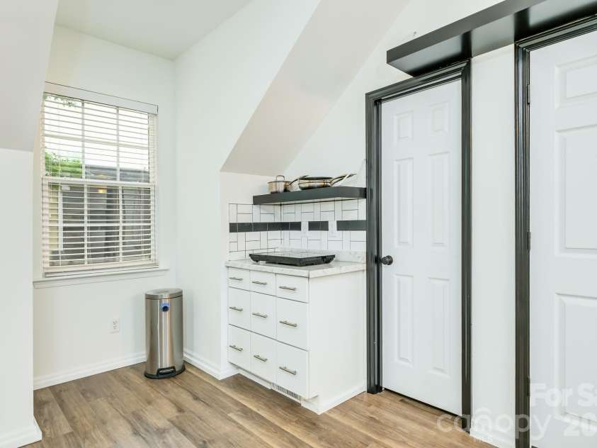 10732 Trolley Run Drive, Cornelius, NC 28031.  MLS# CAR4385507, YatesRealty ID 25645. 