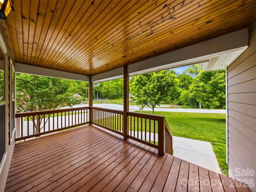 235 Hidden Knoll Drive, Hendersonville, NC 28792.  MLS# CAR4378811, YatesRealty ID 25646. 