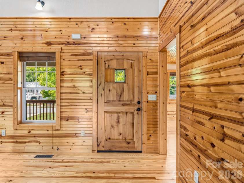 235 Hidden Knoll Drive, Hendersonville, NC 28792.  MLS# CAR4378811, YatesRealty ID 25646. 