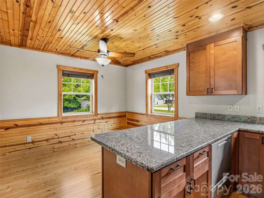 235 Hidden Knoll Drive, Hendersonville, NC 28792.  MLS# CAR4378811, YatesRealty ID 25646. 