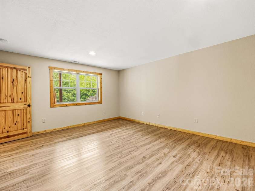 235 Hidden Knoll Drive, Hendersonville, NC 28792.  MLS# CAR4378811, YatesRealty ID 25646. 