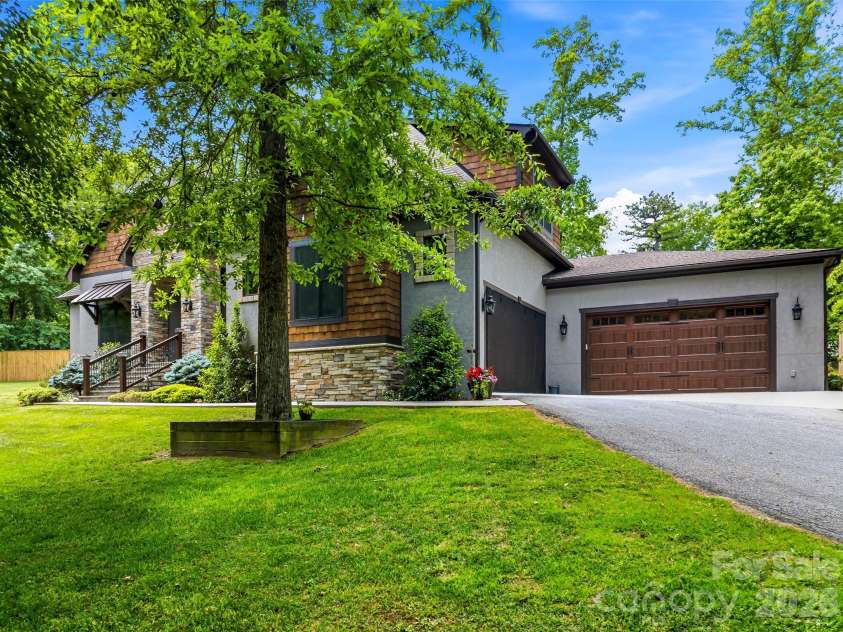 112 Caleb Drive, Fletcher, NC 28732.  MLS# CAR4382411, YatesRealty ID 25647. 