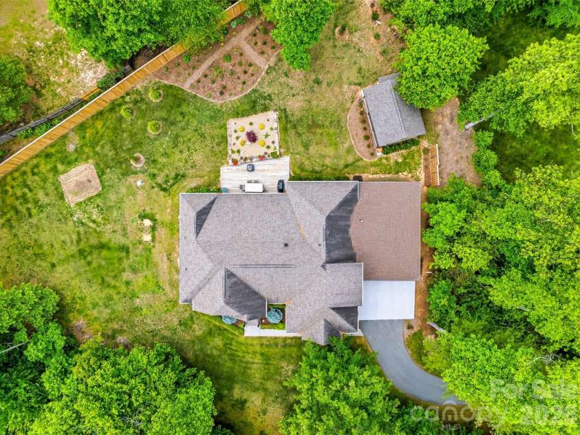 112 Caleb Drive, Fletcher, NC 28732.  MLS# CAR4382411, YatesRealty ID 25647. 