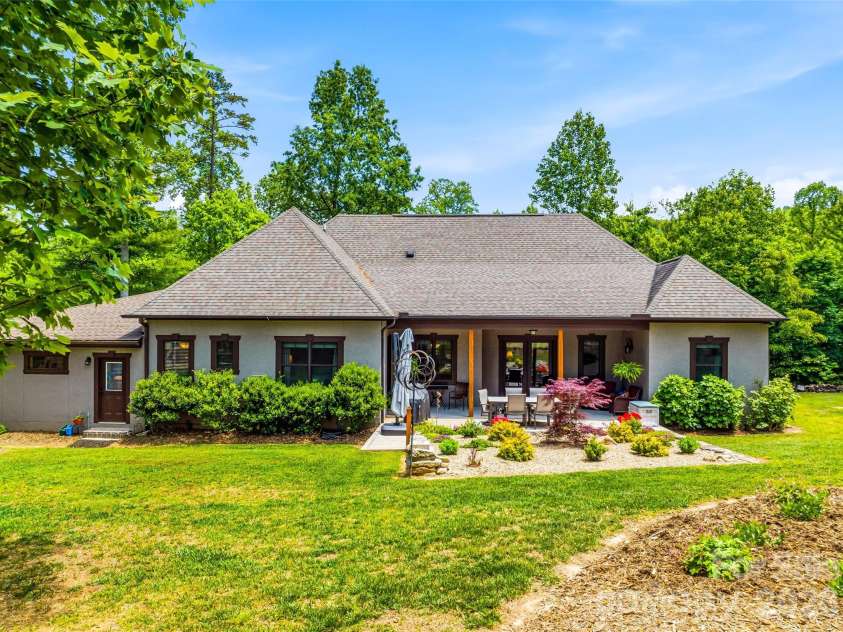 112 Caleb Drive, Fletcher, NC 28732.  MLS# CAR4382411, YatesRealty ID 25647. 