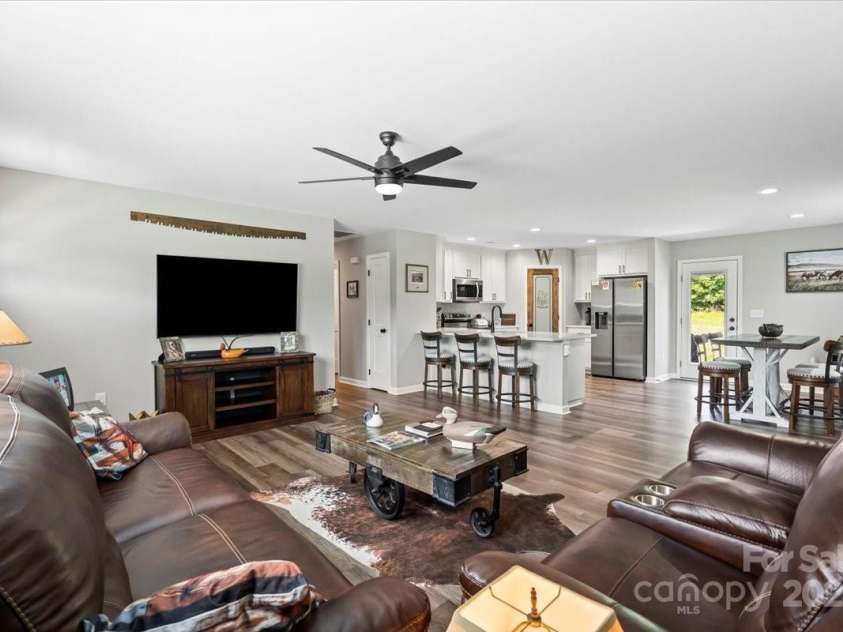 44432 US Highway 52 Highway, New London, NC 28127.  MLS# CAR4278727, YatesRealty ID 25647. 